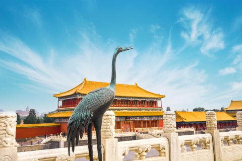 古代古风建筑仙鹤近景横图 古代古风建筑仙鹤近景横图