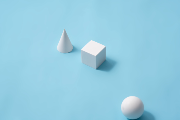 经典绘画石膏几何体实拍图版权图片下载