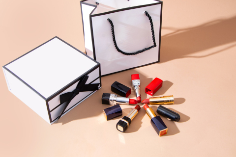 电商活动口红促销实拍图 电商活动口红促销实拍图