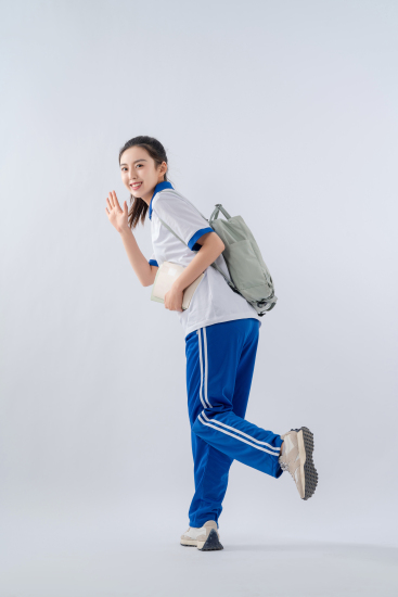 青春活泼可爱穿校服的女高中生实拍图 青春活泼可爱穿校服的女高中生实拍图