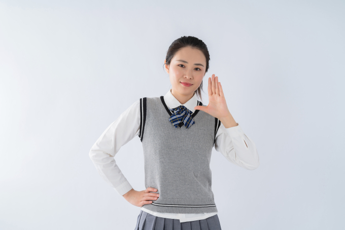 端庄大方的女老师高清图 端庄大方的女老师高清图