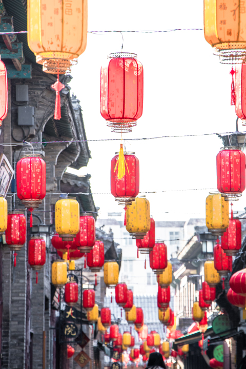 大街小巷张灯结彩高清图版权图片下载 大街小巷张灯结彩高清图版权图片下载