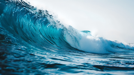 海洋巨浪冲击图片