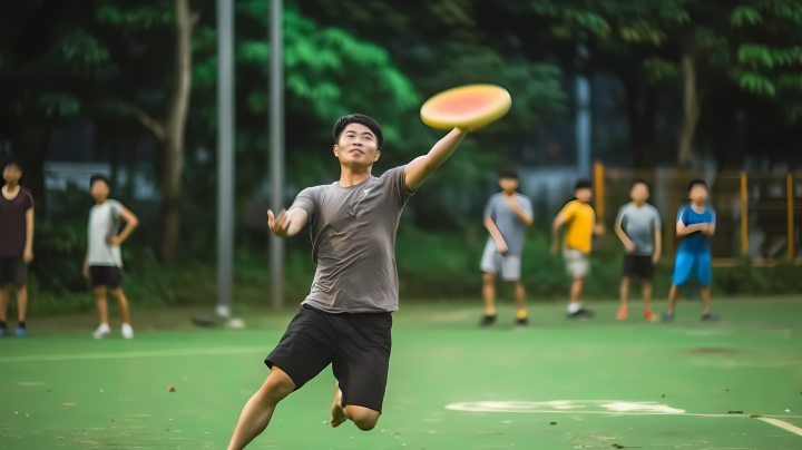 男性体育运动飞盘运动图版权图片下载