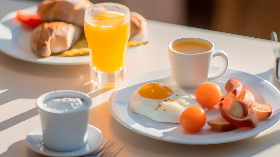 橙灰色早餐摄影图片