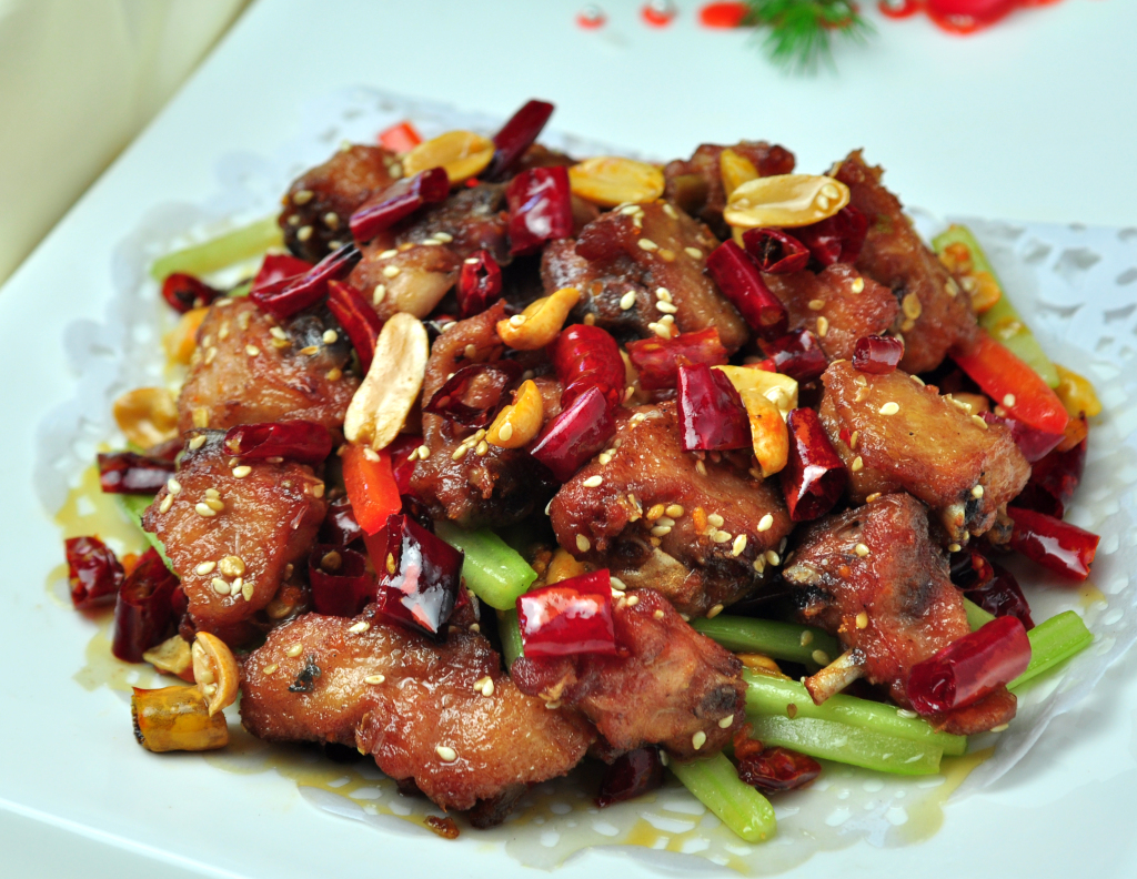 正宗川味酥脆辣子鸡美食展示图版权图片下载