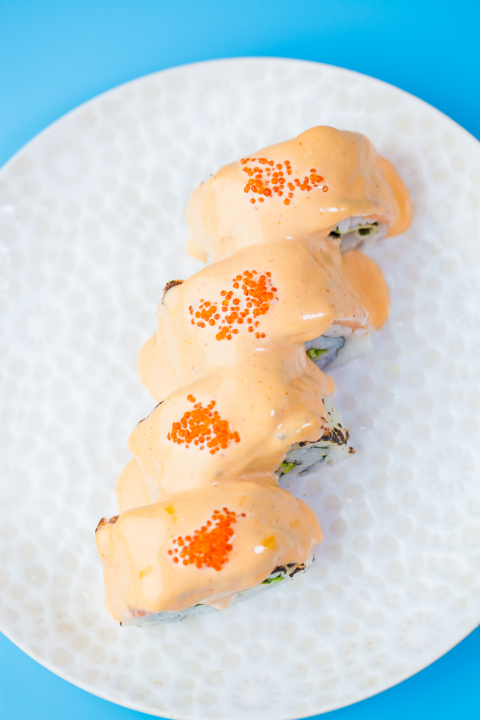沙拉鱼籽酱海苔寿司卷版权图片下载