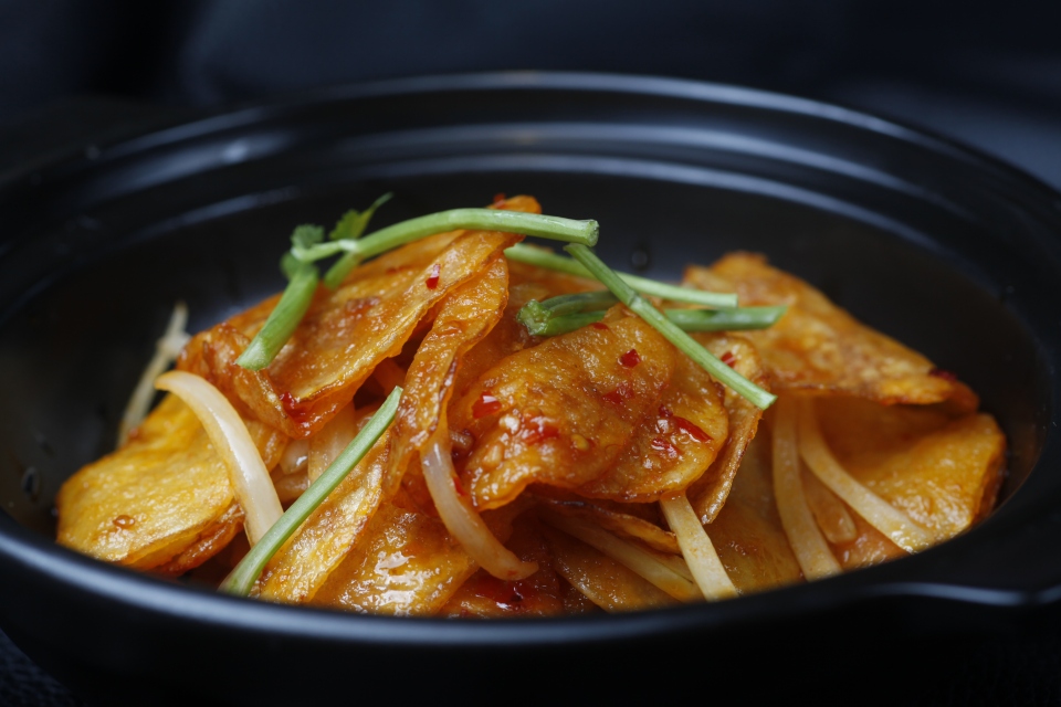 香辣干过土豆片