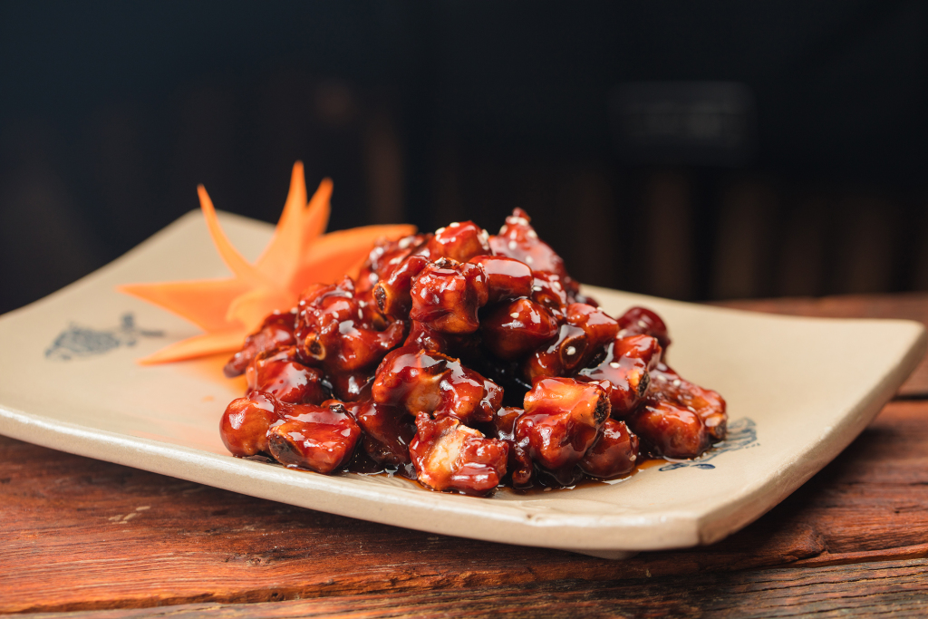 香甜糖醋鸡肉块版权图片下载