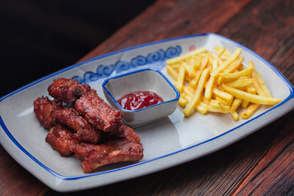 西式薯条排骨炸食小食拼盘版权图片下载