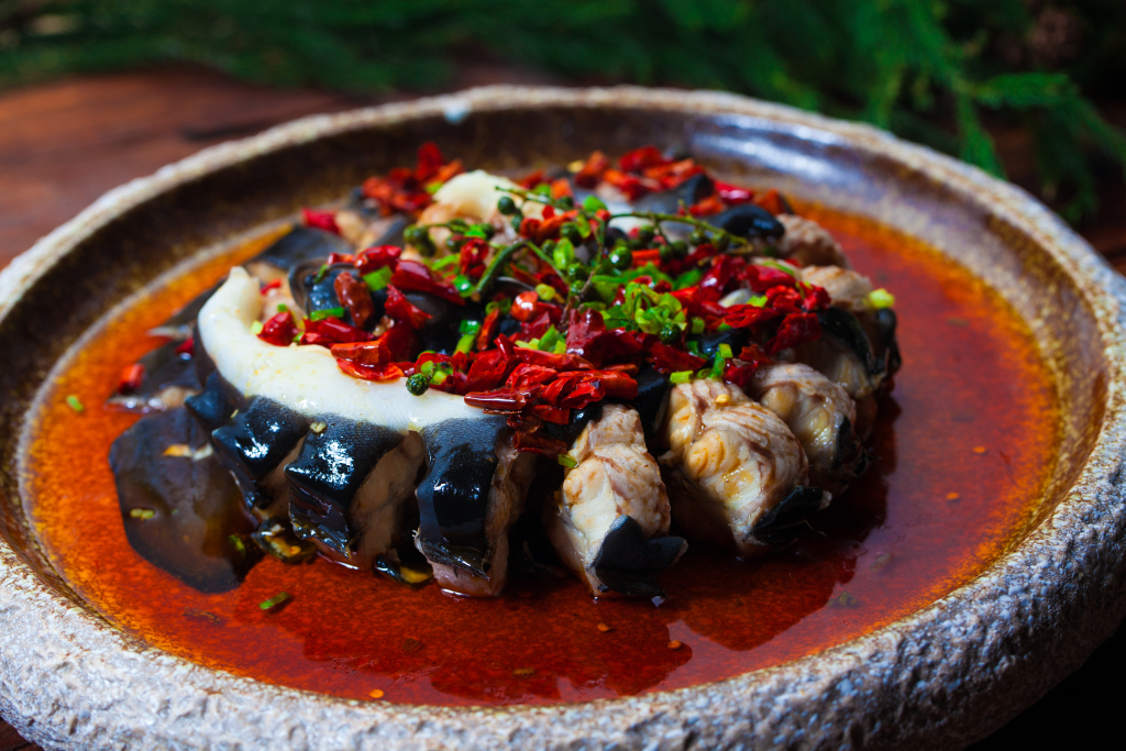 香辣鲟鱼煲版权图片下载