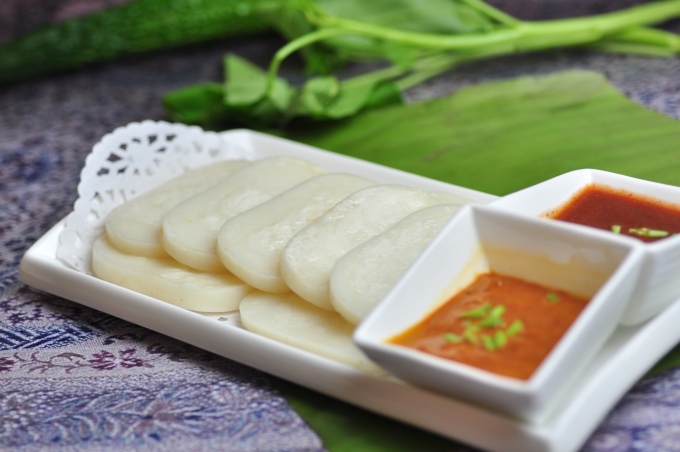 软糯糍粑片配蘸料