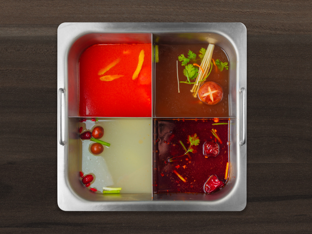 混合口味火锅锅底版权图片下载