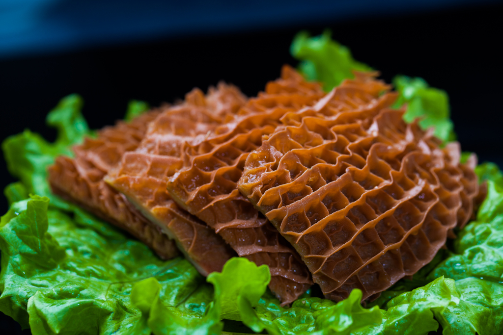 五香卤牛肚特写照版权图片下载