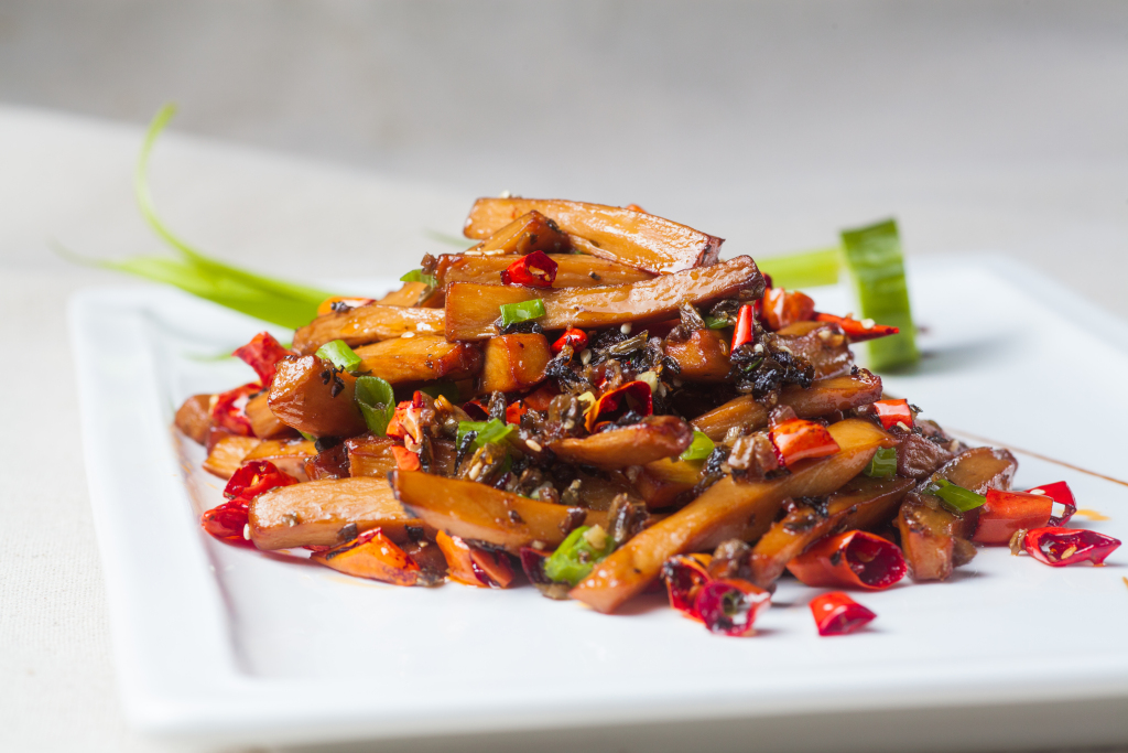 招牌炒菌菇版权图片下载