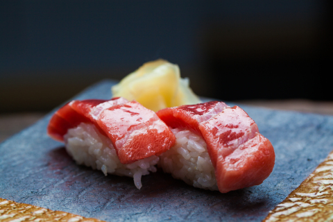 厚切三文鱼刺身寿司