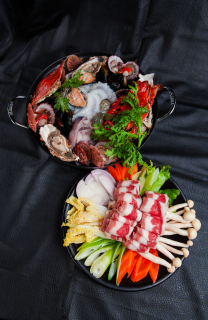 海鲜蔬菜火锅食材