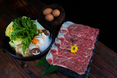 日本和牛寿喜锅高清图