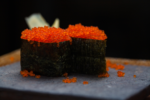 鱼籽寿司高清图