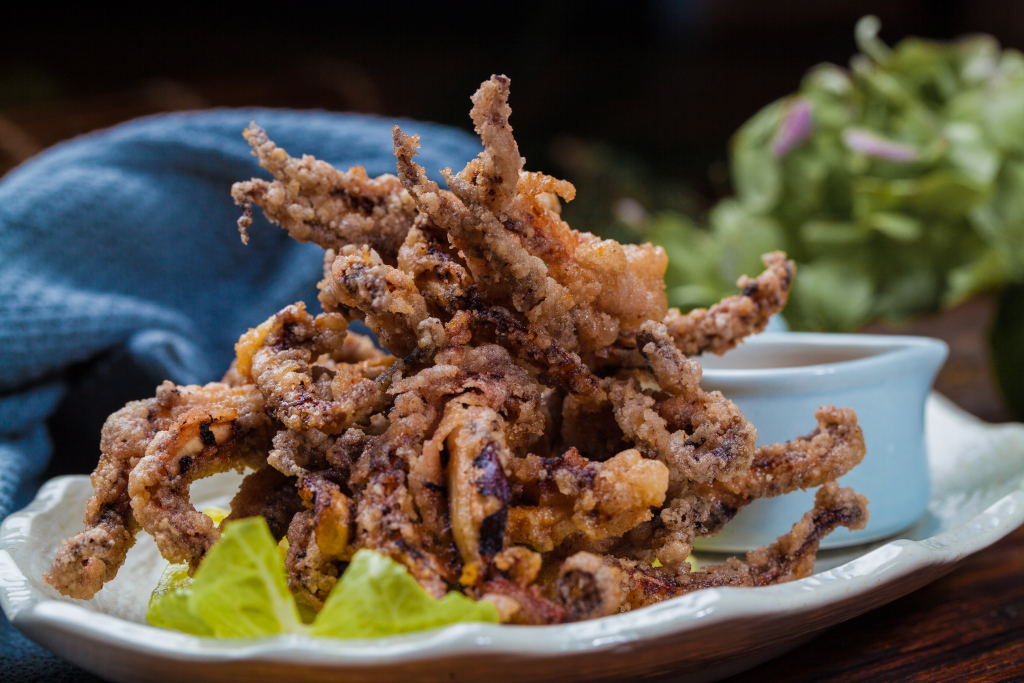 博山美食香酥硬炸肉版权图片下载