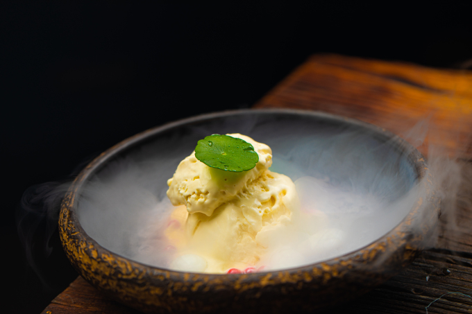 香草冷气冰淇淋甜品