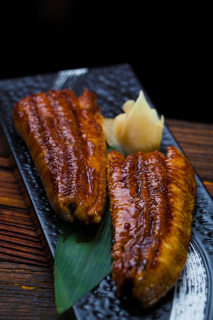 日式活烤鳗鱼