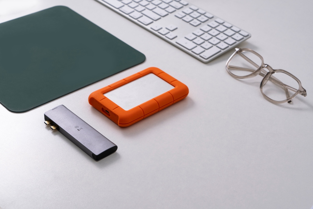 鼠标垫键盘办公工具高清图版权图片下载