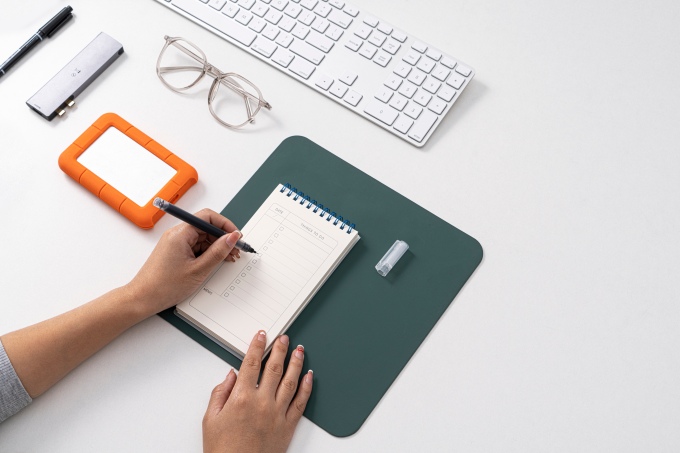 企业员工日常办公高清图