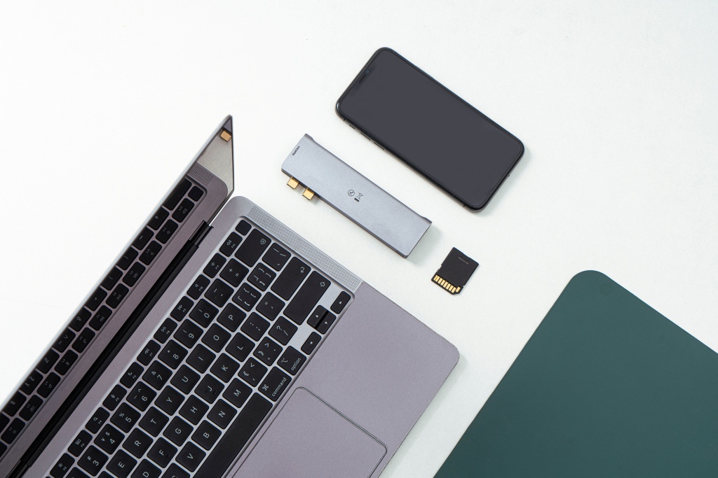 电脑办公电子设备高清图版权图片下载