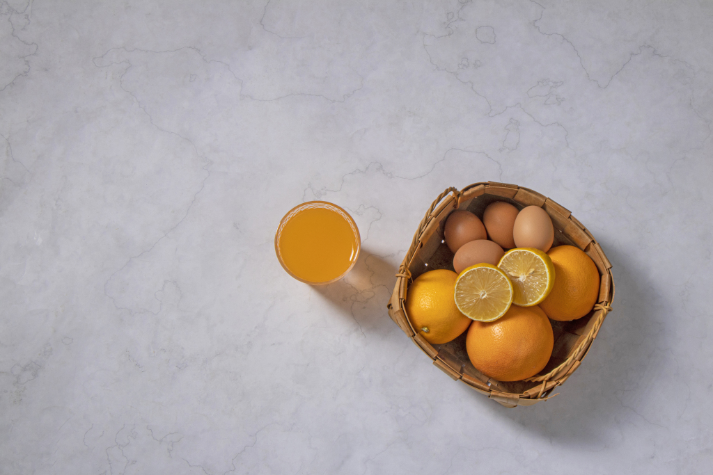 香橙篮子鸡蛋橙汁版权图片下载