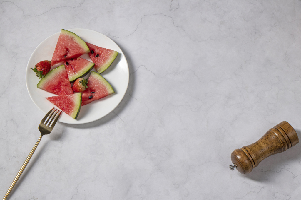 脆甜多汁西瓜切片版权图片下载