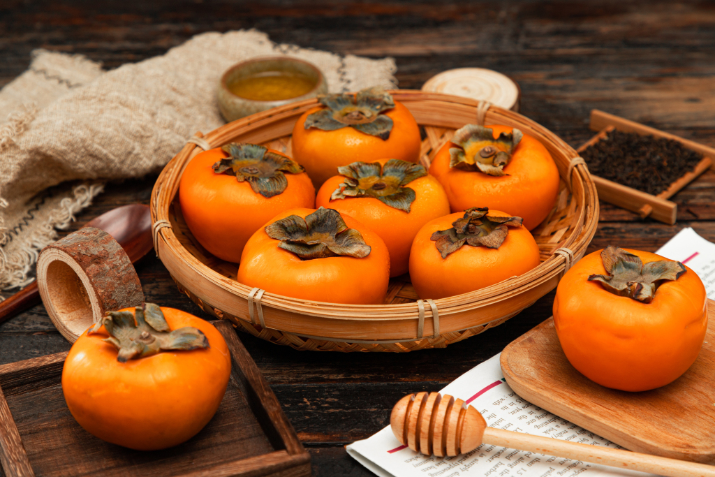 脆甜新鲜饱满柿子版权图片下载