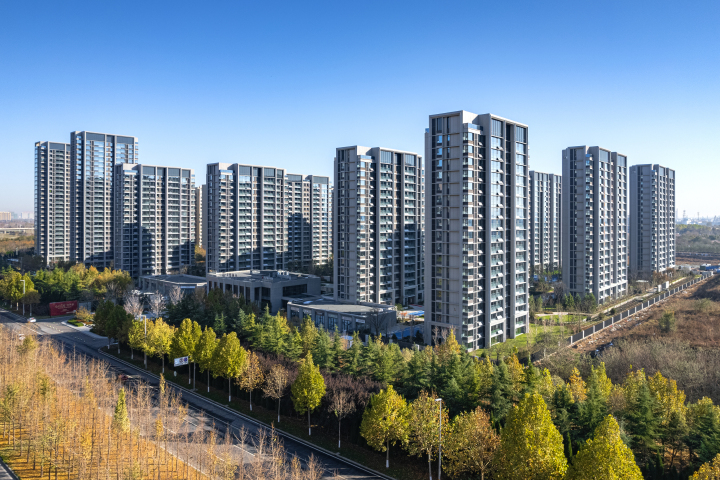 高档城市小区住宅建筑图版权图片下载