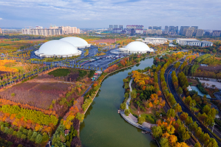 城市标志性建筑物远景图