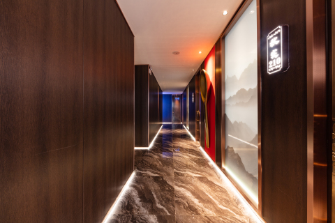 暖色中式餐厅走廊图片