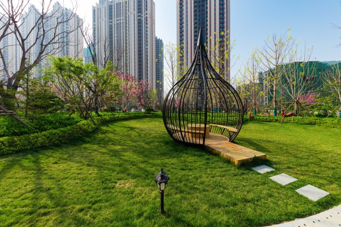 城市花园艺术鸟笼园林图