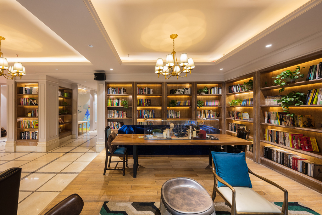 商务休闲区实拍图版权图片下载