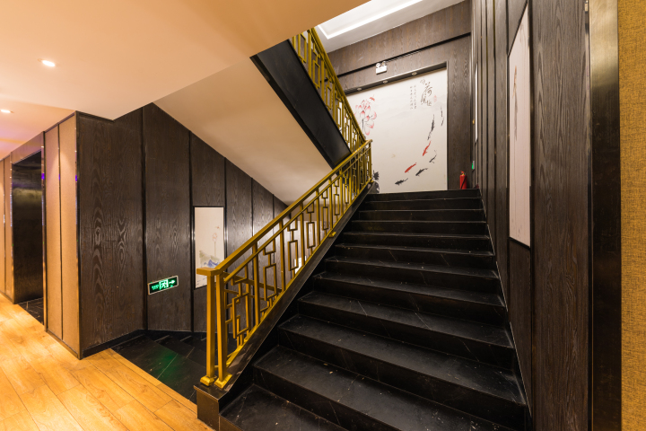 新中式装修风格酒店楼梯高清图版权图片下载
