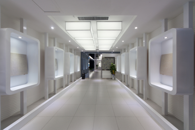 几何造型展品展览大厅高清图