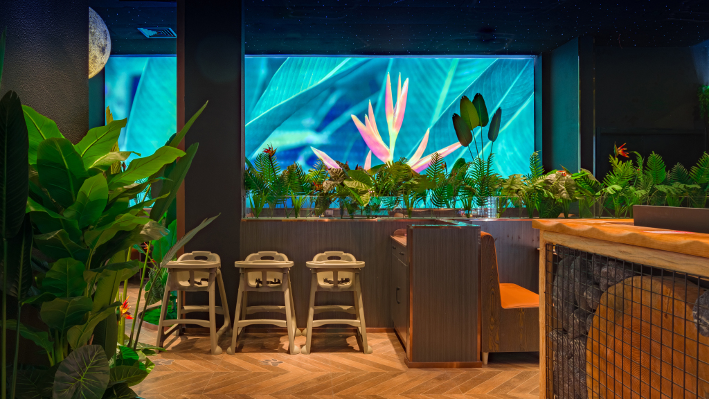 精致网红艺术氛围餐厅装修