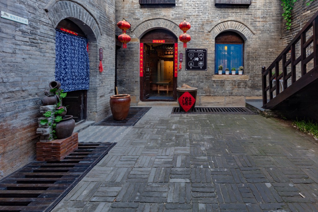 古建筑院落房屋高清图版权图片下载