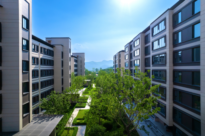 别墅社区优雅绿化环境高清图