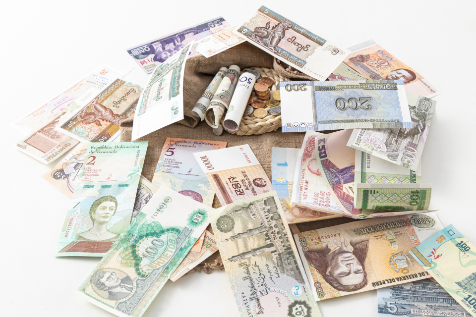 各国贸易金币实拍图