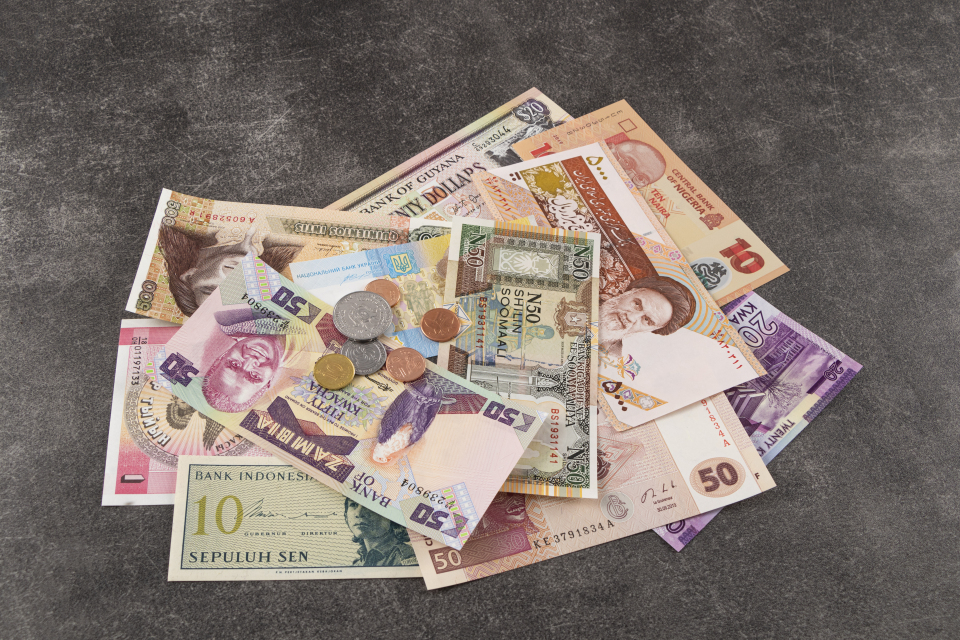 世界交易货币纸币特写图