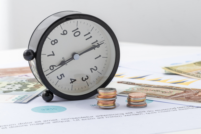 时间金钱外币硬币高清图