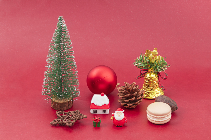 圣诞铃铛节日氛围装饰品高清图版权图片下载