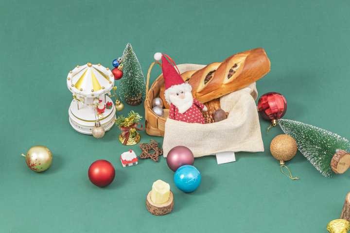 圣诞节欧式面包装饰品高清图版权图片下载