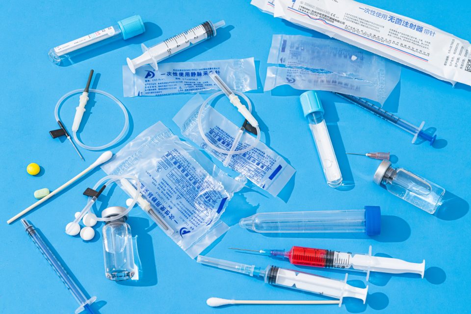 医疗室内注射器药品高清图