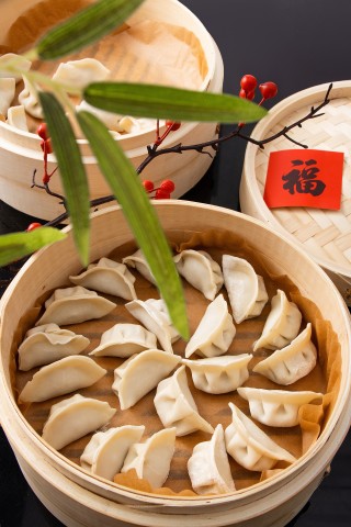 硕果累累水饺儿俯拍高清图