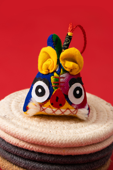 中国新年布老虎工艺品高清图